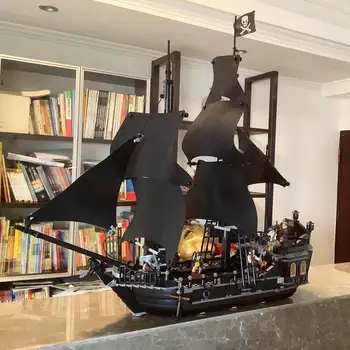 Black Pearl Kariibi mere Piraadid Mudeli Kokkupanekuks Mänguasi Purjekas ehitusplokid Poiss Laste Kingitus 2023