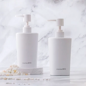 Minimalistliku Stiili Valge seebidosaator Plastikust käsihuuhde Pudeli dušigeel Šampoon ja Kreem Alam-villimist Kodus Vannituba Pakkumise
